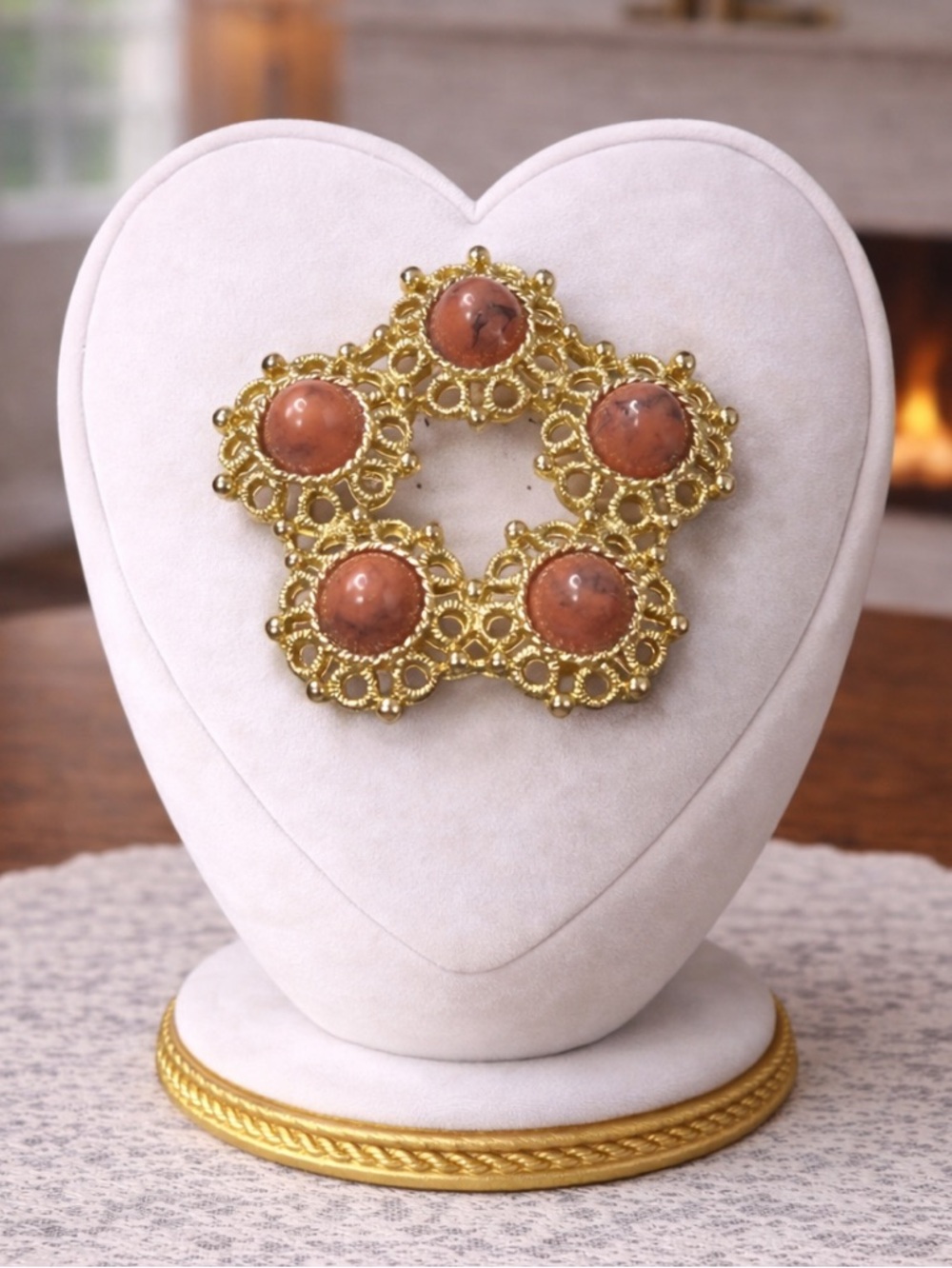 Vintage Sarah Coventry Valencia Cabochon Wreath Brooch Gold Tone Filigree Pin